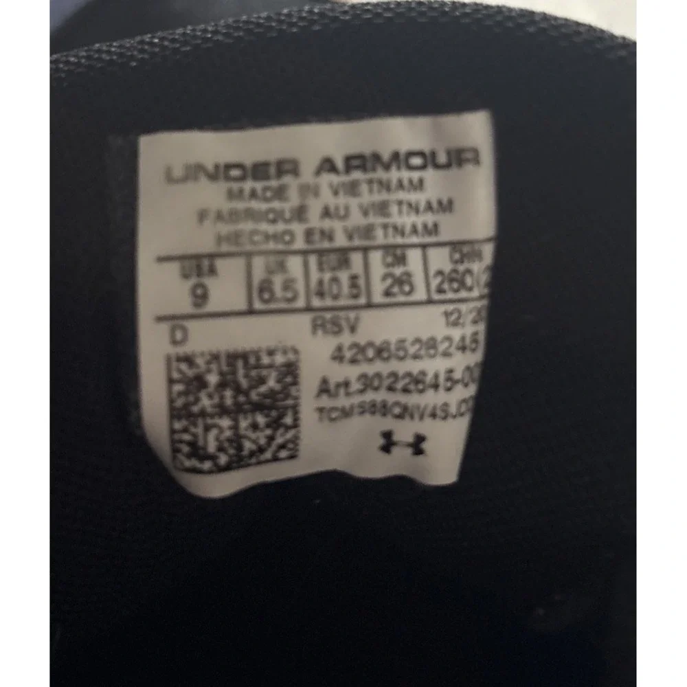 Under Armour Charged Assert 9 Black White Sneaker Wm's Sz 9 Excellent Condition